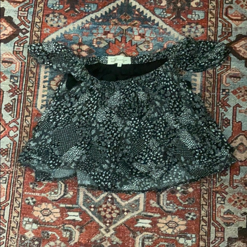 Off shoulder floral top